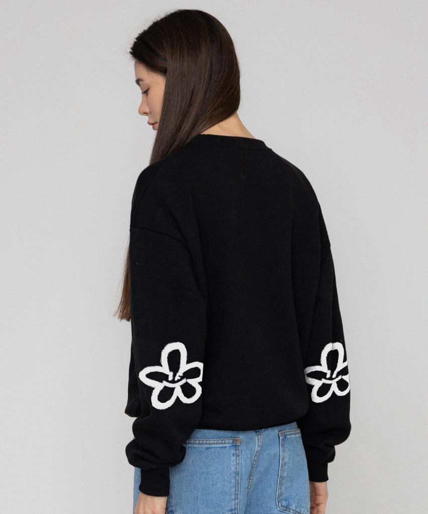 GRAVER [Unisex] Elbow Spray Flower Smile Sweatshirt_Black
