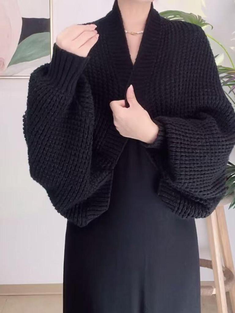Женская вязаная шаль с длинным рукавом 2024 - Универсальный, модный кардиган для весны и осени, свободный и теплый, с элегантным стилем.