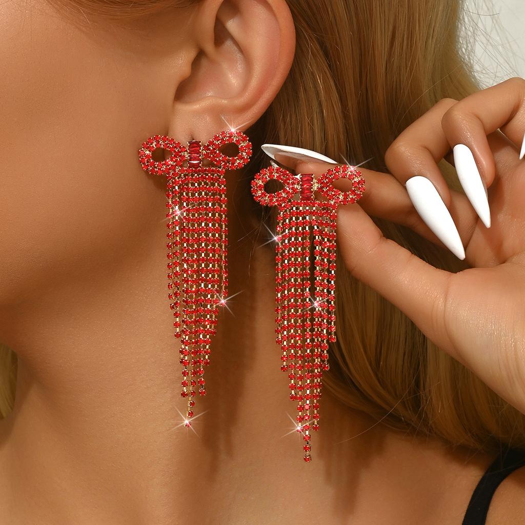 Серьги с кисточками из бриллиантов, высокочувственные, в стиле легкой роскоши, с персонализированным дизайном, подчеркивающие темперамент