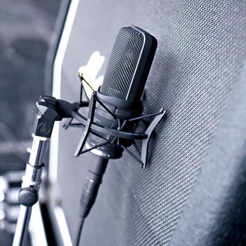 Audio-Technica AT4050 Condenser Microphone / 1-inch Large Diaphragm Dual Diaphragm / DC Bias / Switchable Between Cardioid, Bidirectional, and Omnidir