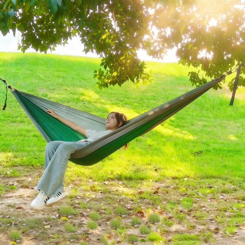 OLOEY Outdoor Insulated Parachute Hammock