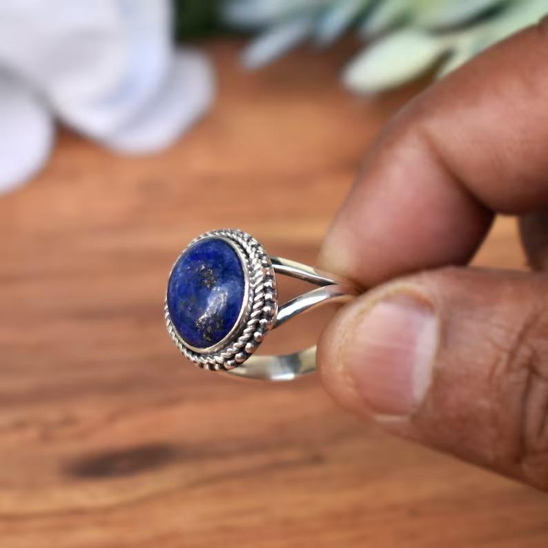 Дизайнерское кольцо ручной работы с драгоценным камнем лазурит, богемное кольцо, эффектное кольцо, подарок для нее, серебряное кольцо 925 пробы