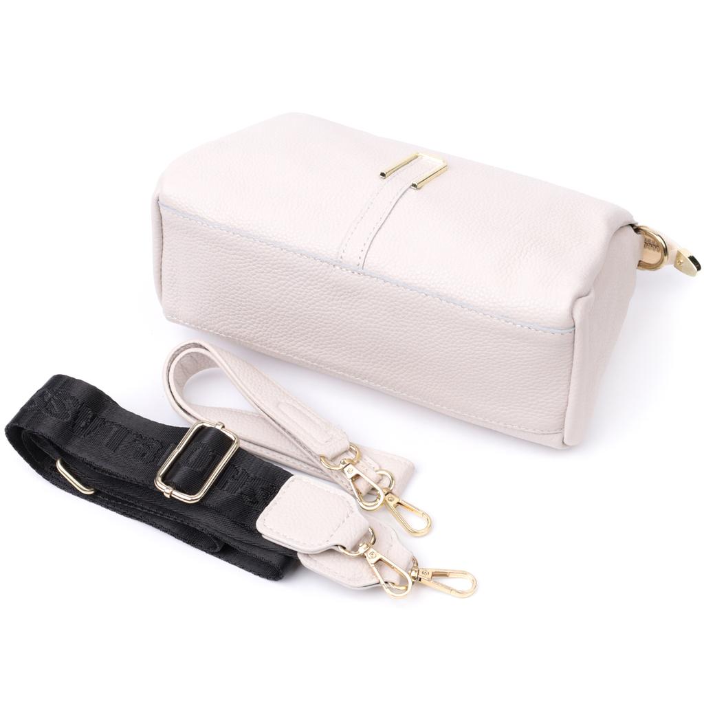 Women's Bag with Metal Decoration In the Middle Made of Genuine Leather Vintage 22608 White