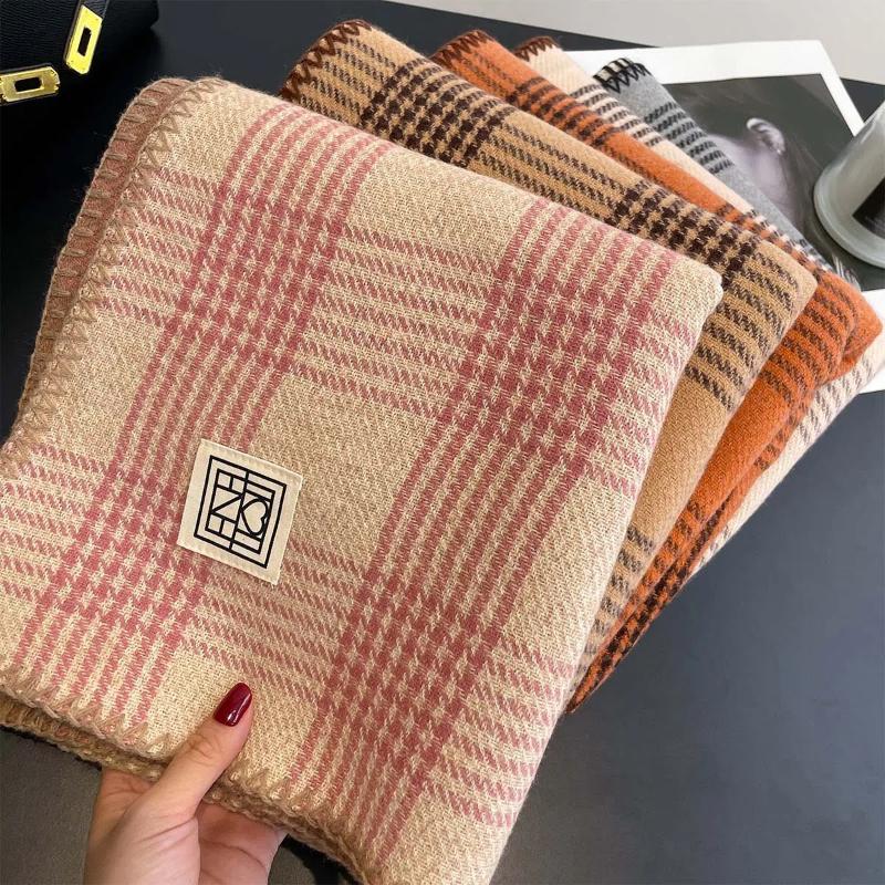 Minimalist New Scarf for Autumn and Winter High-end Feeling Age Reducing Couple Student Scarf