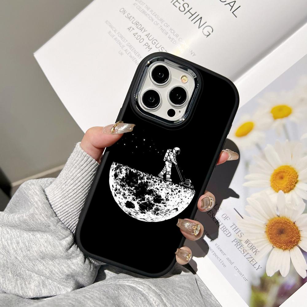 Чехлы для телефонов Ae97 Space Moon Astronaut Black art для Samsung A13 A32 A53 A54 S24 FE S23 Ultra Infinix Hot 40i Huawei с металлической защитной задней крышкой для камеры
