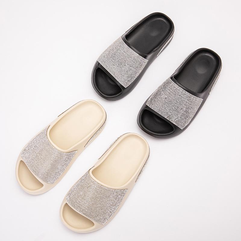 Women Slides Fashion Platform Rhinestone Decor Slide Sandals Outdoor Non-slip Beach Sandals New Women Slippers