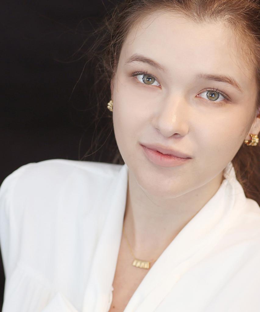 Trencadism Danielle Necklace 18K Gold Necklace Danielle_Necklace_Dnn19Lc