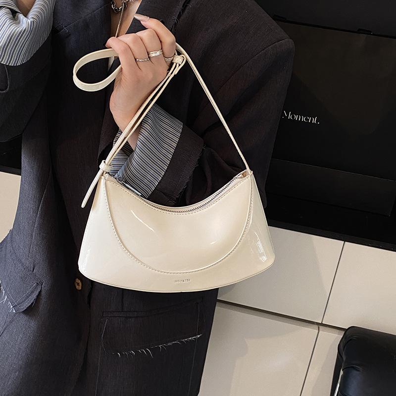 Премиальное ощущение иностранного стиля маленькая сумка женская лето 2025 новая мода нишевый дизайн сумка-мессенджер женская на плечо подмышку