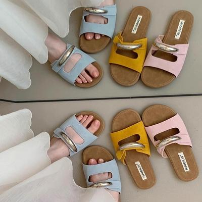 Корейские желтые шлепанцы женские летние новые на плоской подошве французские ретро сандалии на одно слово праздничные приморские пляжные сандалии