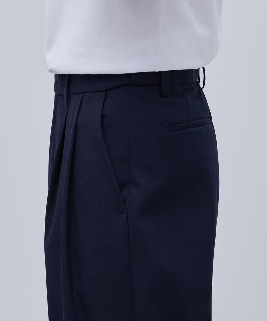 MUSINSA STANDARD Recycle Two-Tuck Wide Hidden Banding Slacks [Navy]