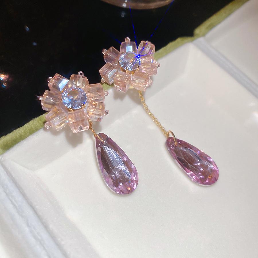 Серьги-пусеты «Серебряная игла» с вырезами в виде розовых бабочек и цирконами - Высококачественная роскошная модная бижутерия