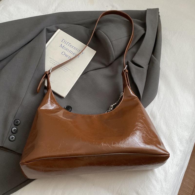 Сумка подмышку женская сумка ретро 2025 новая мода универсальный нишевый дизайн высококлассная женская наплечная сумка-мессенджер