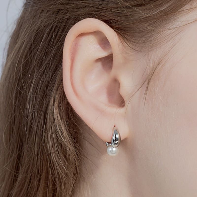 ENGBROX aube pearl earring