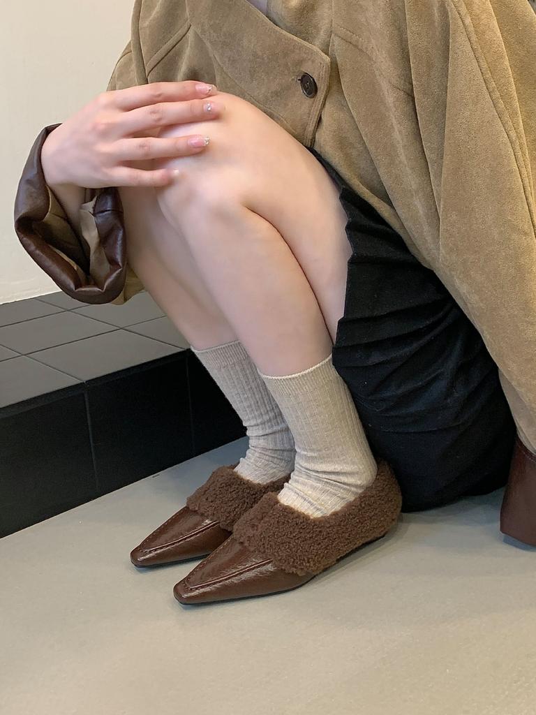 2025 New Autumn and Winter Wool Shoes Flat Bottom Square Head Fashion Shallow Mouth Lamb Wool Single Shoes Women