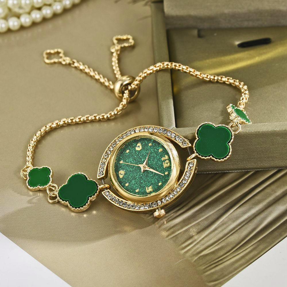 Temperament Diamond Plated Decoration Four Leaf Clover Lazy Pulling Bracelet Watch