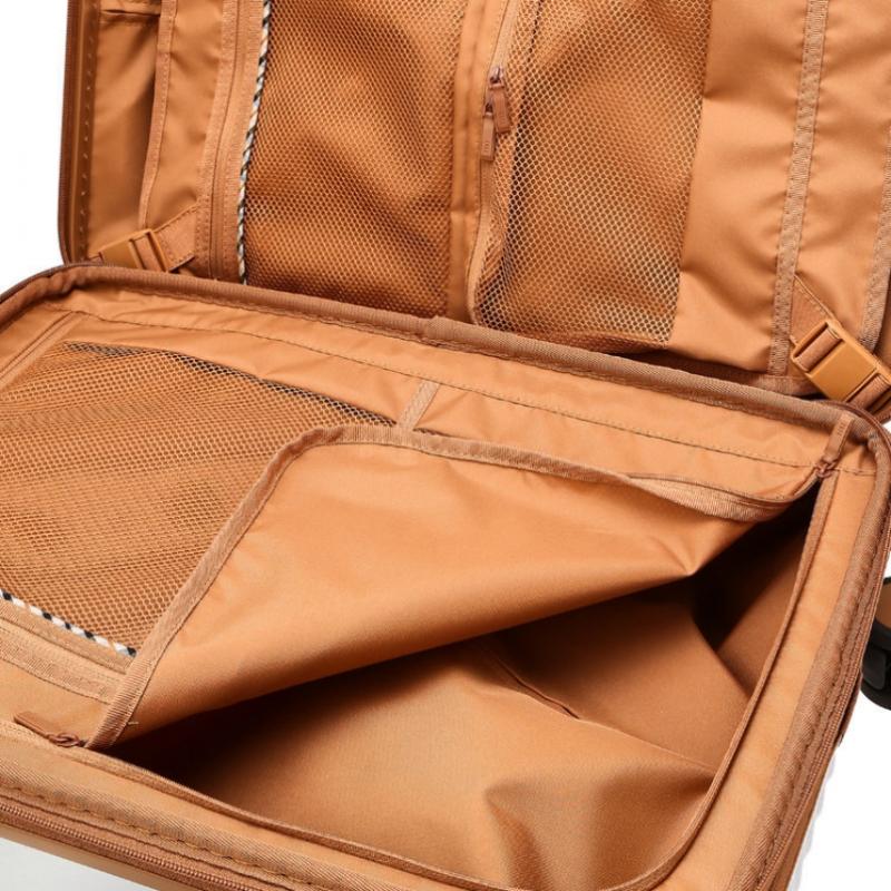 Daks Silver Solid Polycarbonate Hard Carrier 21 Inch Dbba6e571sv