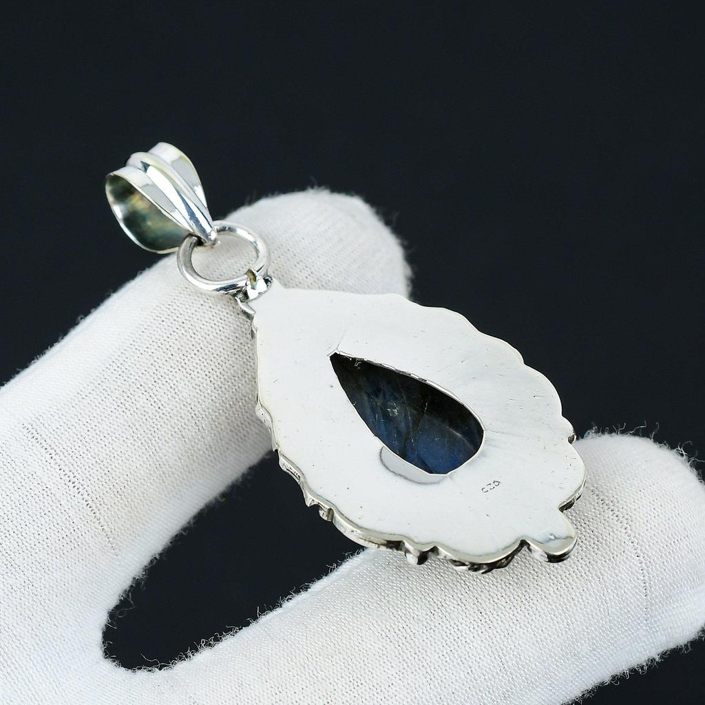 Blue Flashy Labradorite Pendant, Natural Labradorite Jewelry, 925 Sterling Silver Jewelry, Handmade Jewelry Pendant, Unisex Pendant For Gift