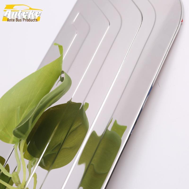 Compatible Qashqai Rear Trim: Tailgate Anti-Scratch & Collision Strip for 2016 Models