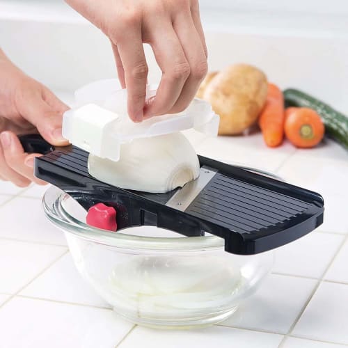 Shimomura Kougyou Japanese-made Professional Grade Slicer with Thickness Adjustment, 3 Thickness Settings (1mm / 1.5mm / 2mm), Holder Included, Onion