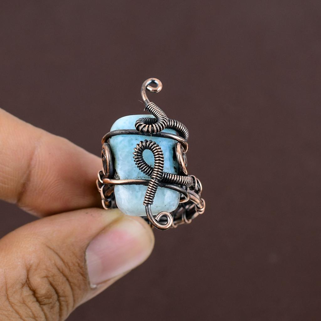 Подарочное кольцо ручной работы из медной проволоки с натуральным драгоценным камнем Ларимар, размер 8 p8h36