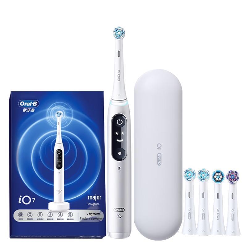 Oral-B Умная электрическая зубная щетка серии IO 7, штекер CN (адаптер в комплекте)