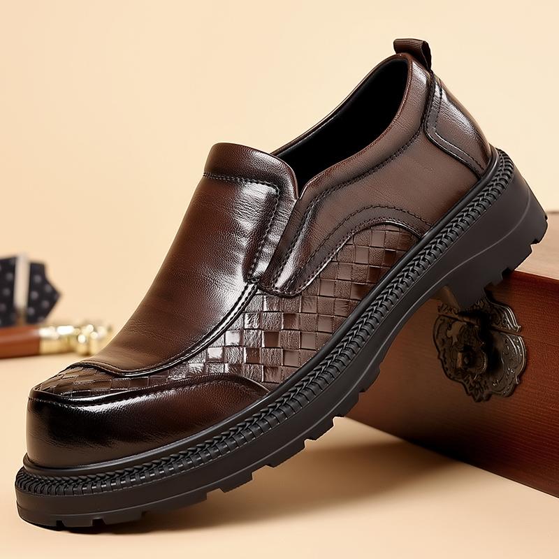 Fashion Classic Brand Men's Leather Casual Shoes Thick Soled Height Increasing Brogue Shoes Elegant Brown Banquet Dress Shoes for Men’s