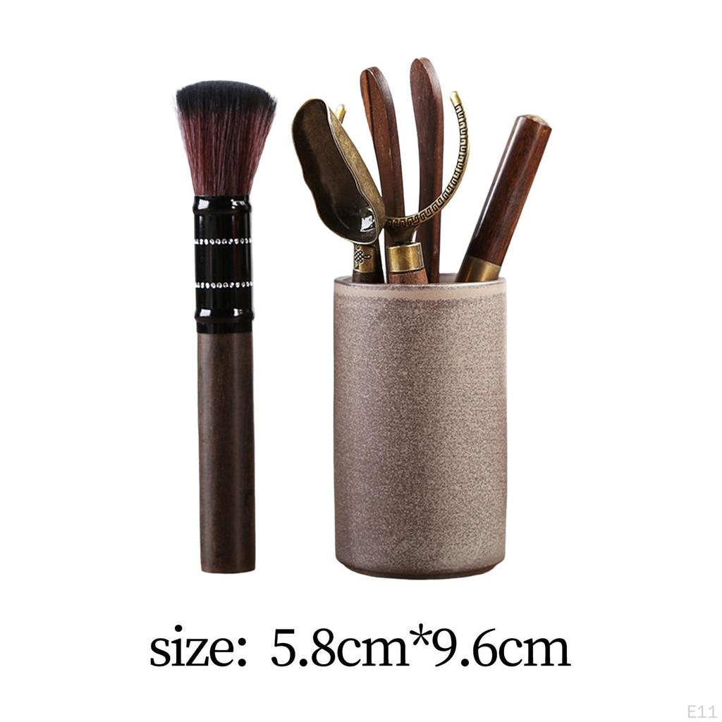 Шесть джентльменов установили чайную посуду кунг-фу, инструменты для чайного домика