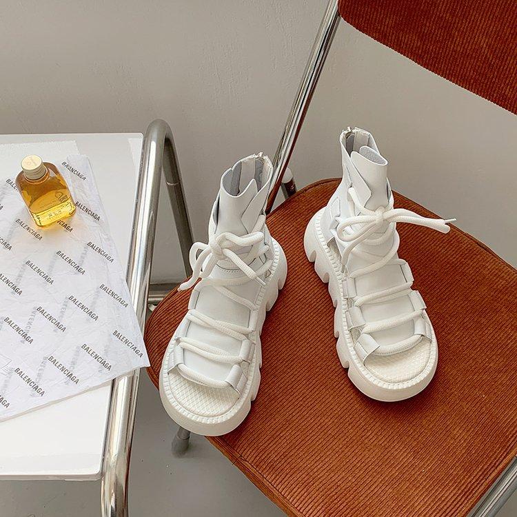 Повседневные летние туфли на платформе и высоком каблуке