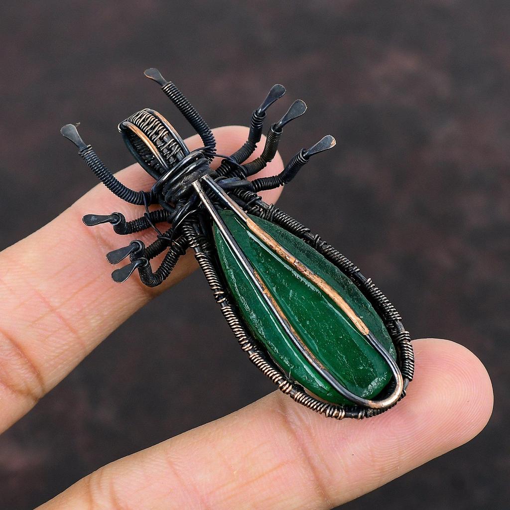 Ограненный замбийский изумрудный кулон из меди, обернутый медной проволокой, кулон ручной работы, медная проволока, ювелирное украшение в подарок для нее, кулон в виде паука из драгоценного камня