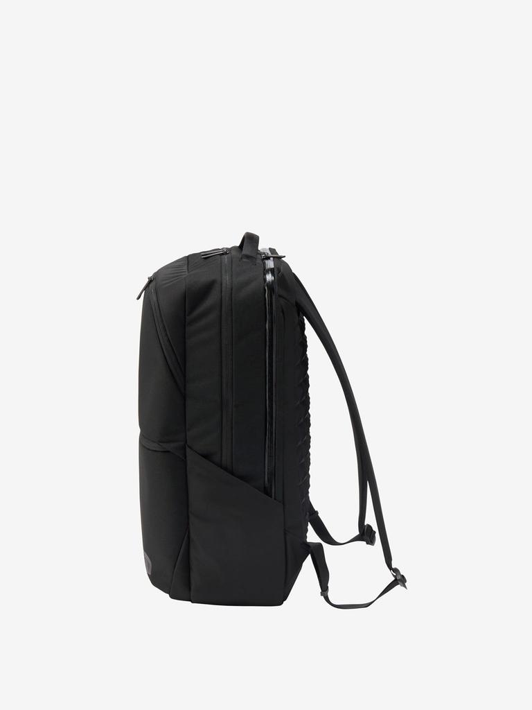 Рюкзак North SHUTTLE DAYPACK NM62615 28 л Унисекс Черный [The Face]