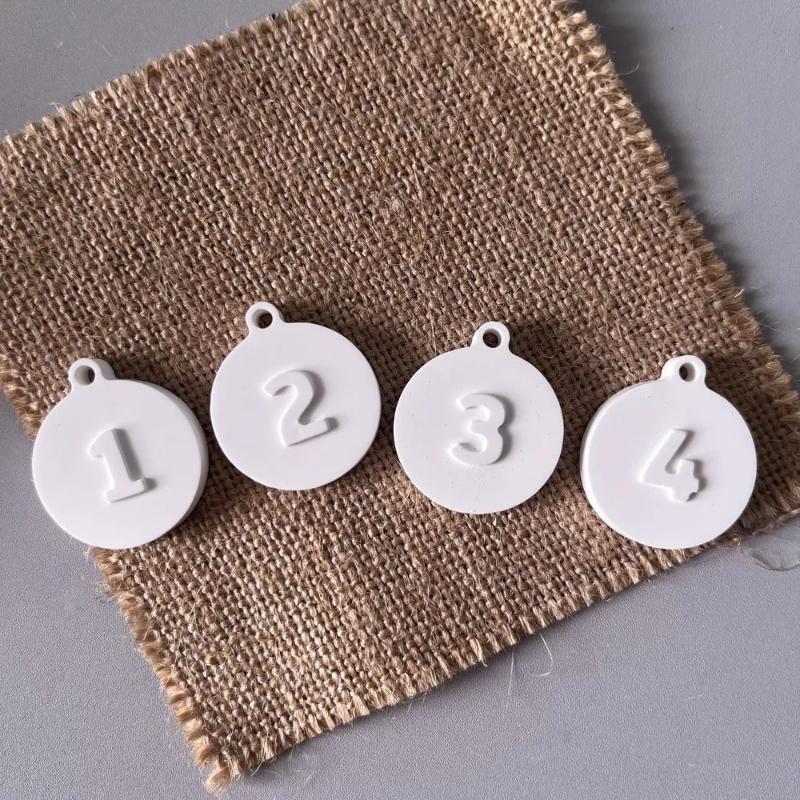 Christmas Number Flag Pendant Silicone Mold Christmas Series Digital Hang Tag Hanging Gypsum Molds Xmas Tree Star Casting Mold