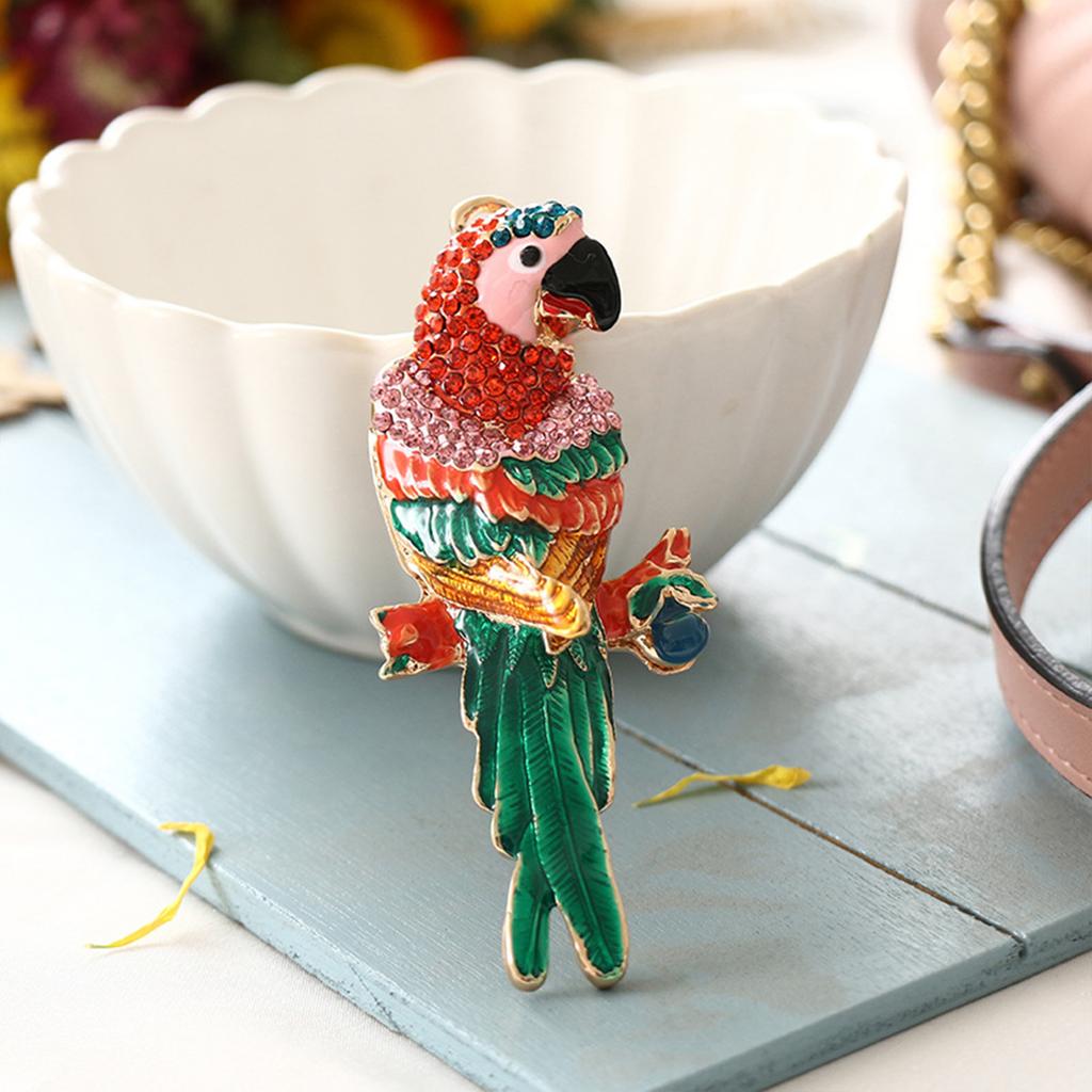 Красочный брелок в виде попугая, автомобильные поделки, сплав металла, высококачественные подвески для сумок, украшенные туристические сувениры в подарок