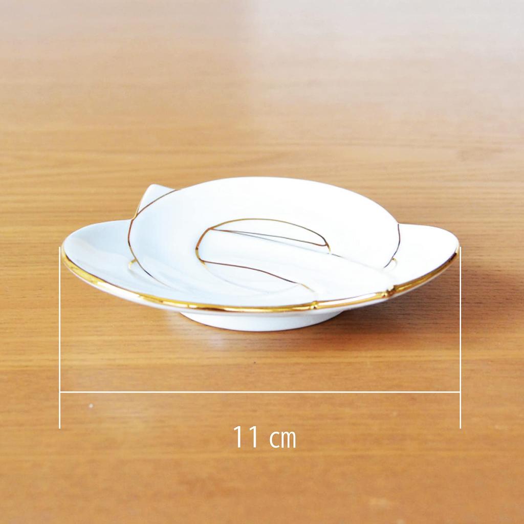 Set of 2 11cm Arita Ware Small Plates, Gold, with Gold Wire, for New Year's Gifts.