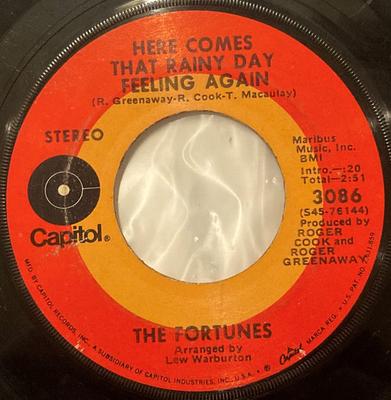 7-дюймовая пластинка FORTUNES - Here Comes That Rainy Day Feeling A 3086 Capitol Records 1971 США Рок Б/У