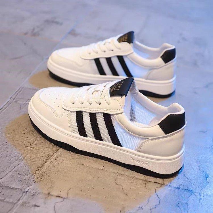 Little White Shoes Women's 2025 Spring and Summer New Net Shoes Versatile Breathable Mesh Flat Baseplate Shoes Foreign Casual Women's Shoes