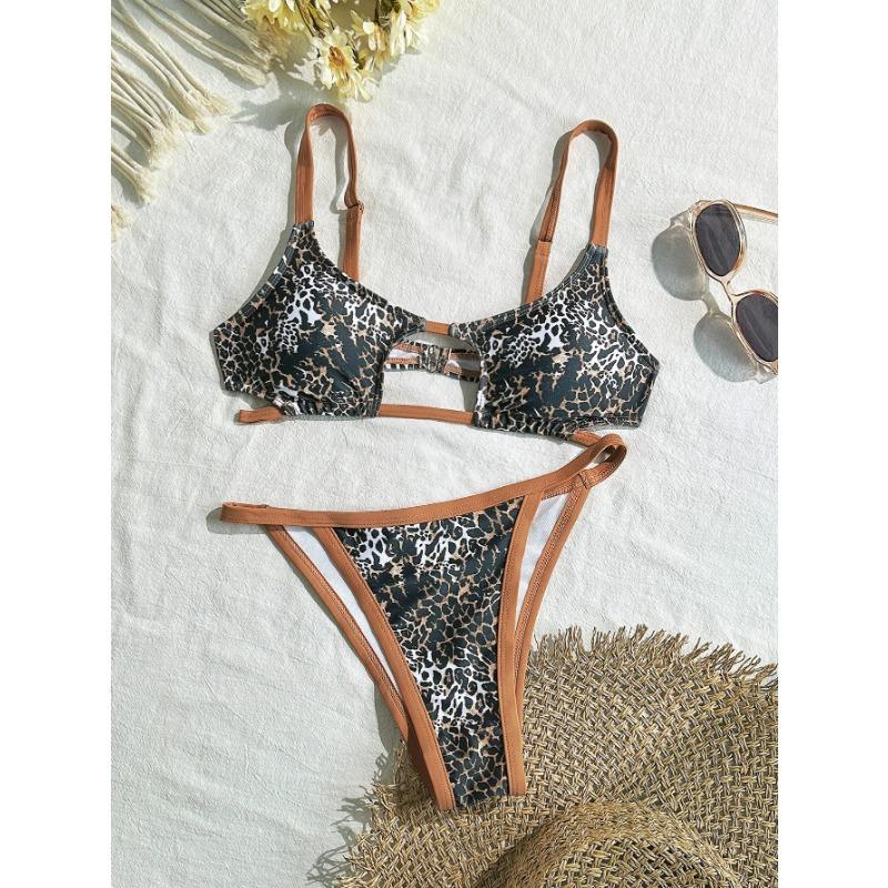 Сексуальный полосатый комплект бикини Женский халтер Плиссированный пуш-ап Купальник из двух частей Бразильский пляжный купальник Праздничная пляжная одежда для женщин