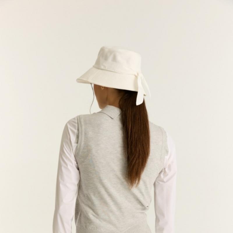 Munsingwear Women Signature Bucket Hat Light Beige Mq322lcp71