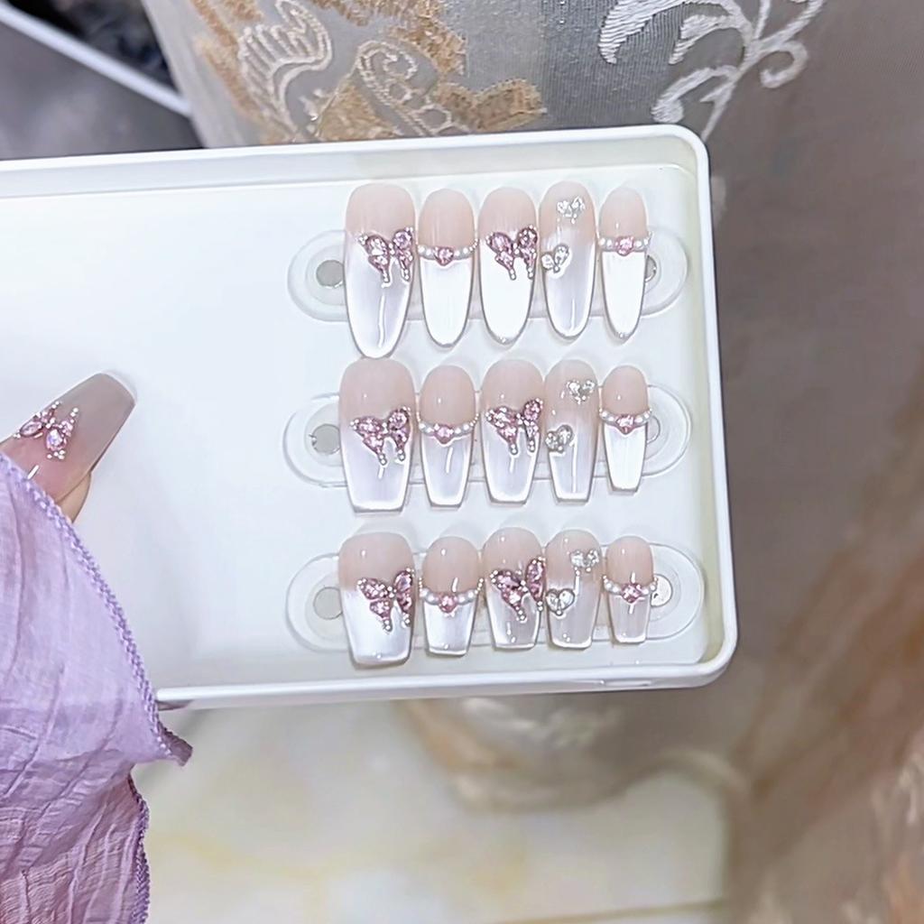 Hand-woven Armor-like Ice-transparent Butterfly Summer Ice-transparent Zircon Butterfly Cat's Eyes Pure Temperament Manicure Stickers