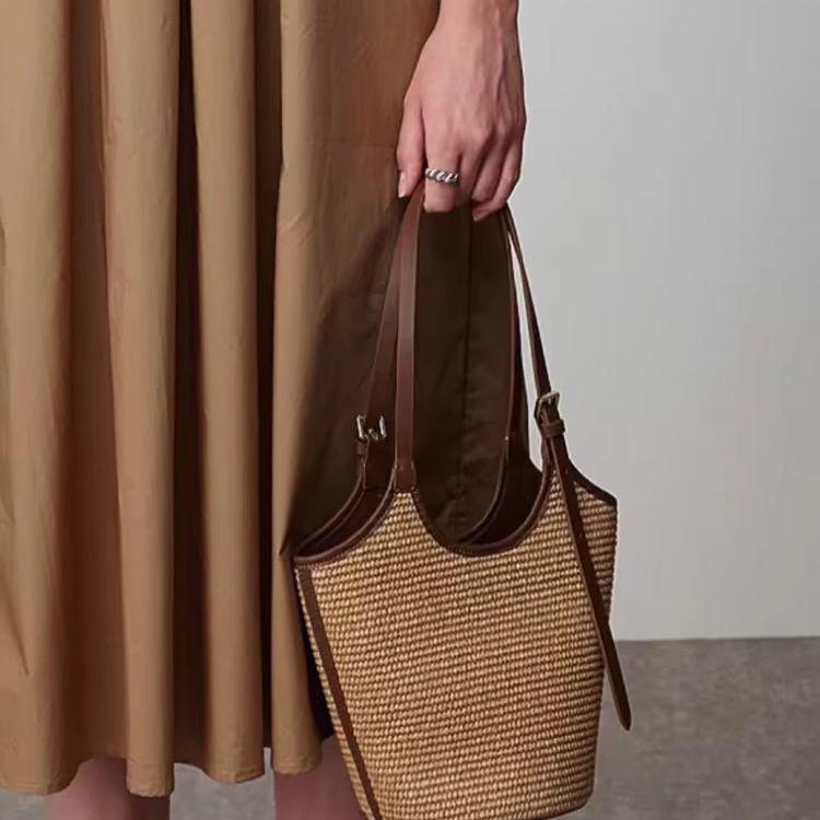 Стильная плетеная сумка-ведро из соломы на плечо 2025 - Трендовый нишевый дизайн для женщин, Идеально подходит для весны и лета