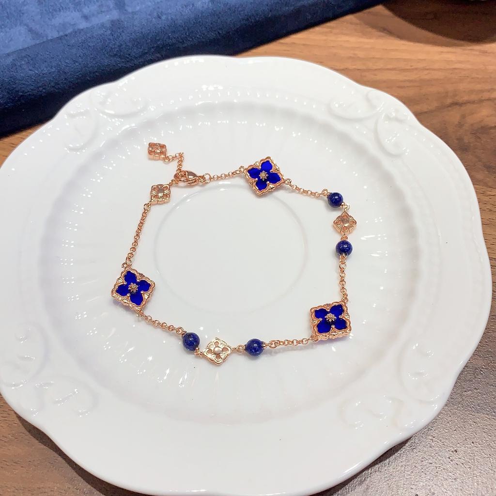 Буки Латти Итальянский Брашированный Мини Маленький Браслет с Трилистником из Халцедона в Виде Трех Цветов в Винтажном Придворном Стиле