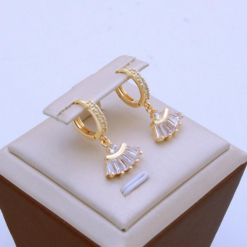 Корейские трендовые веерообразные серьги с цирконием для женщин, модные серьги золотого цвета, ювелирные изделия, свадебные аксессуары