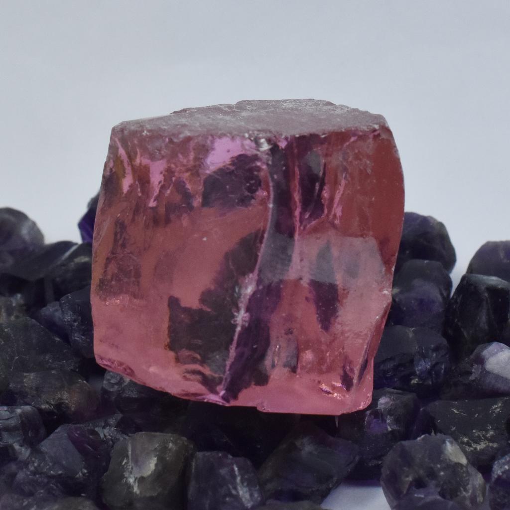 180.47 Ct Natural Pink Sapphire Uncut Rough Vintage Rare Gemstone CERTIFIED