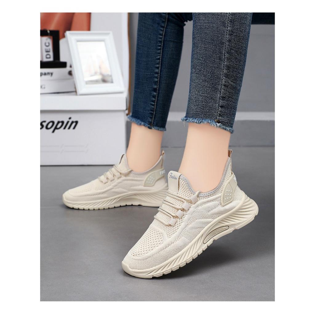 Женские летние летающие плетеные туфли, модная повседневная спортивная обувь, кроссовки с мягкой подошвой