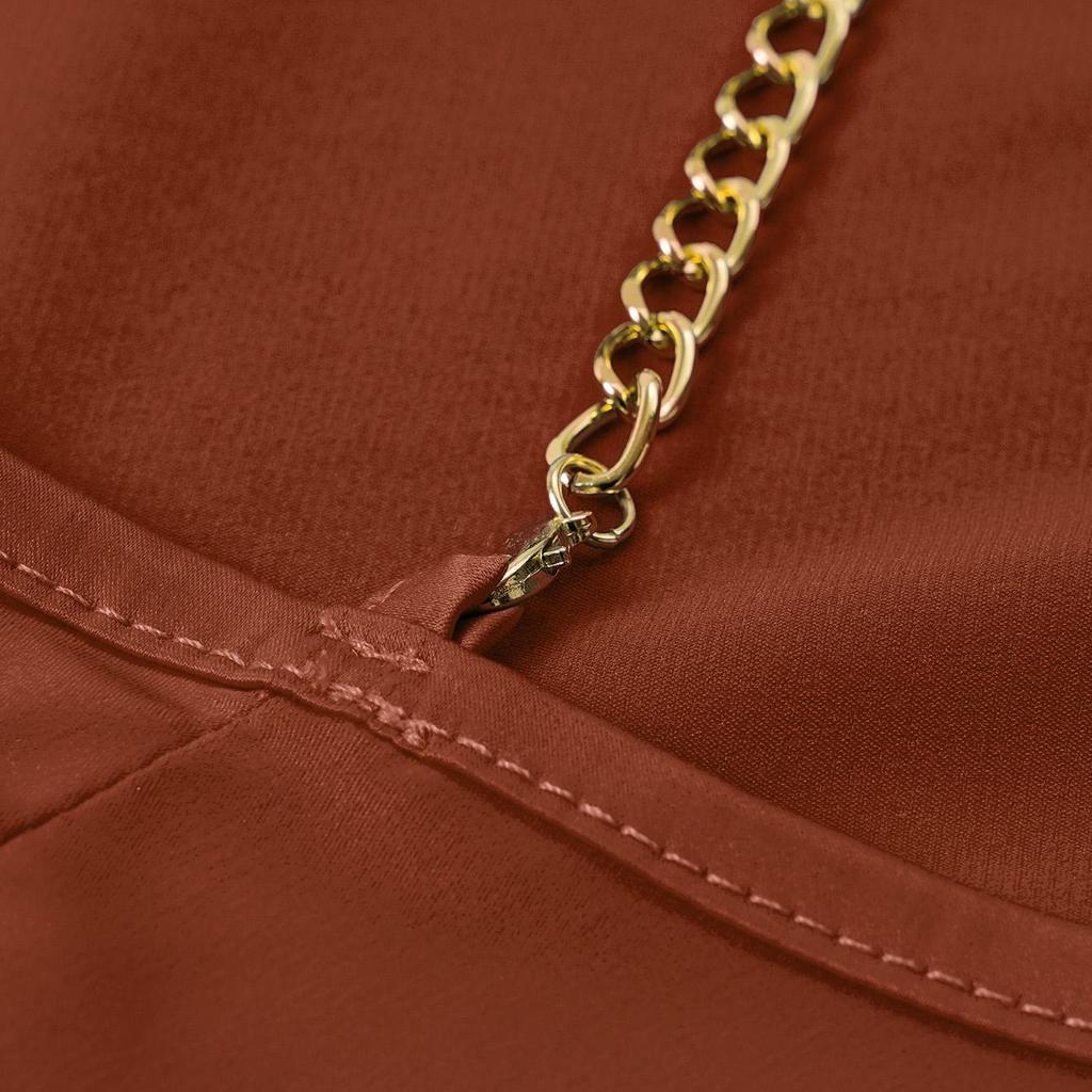 Летнее женское однотонное платье с карманом, воротником-стойкой и подтяжками