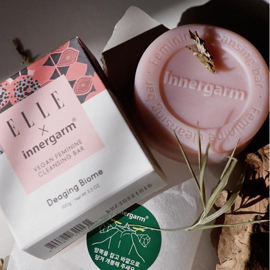 Inergam Vegan Feminine Cleansing Bar набор из 2 предметов (включая пенопластовую сетку)