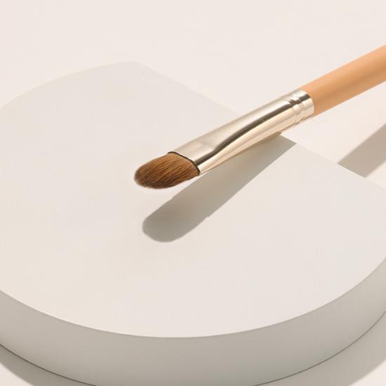 THE TOOL LAB 224 Eye Base Shadow Brush