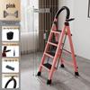 Утолщенная складная лестница для использования в помещении с узором «елочка».: 4-5-ступенчатая телескопическая и портативная конструкция.