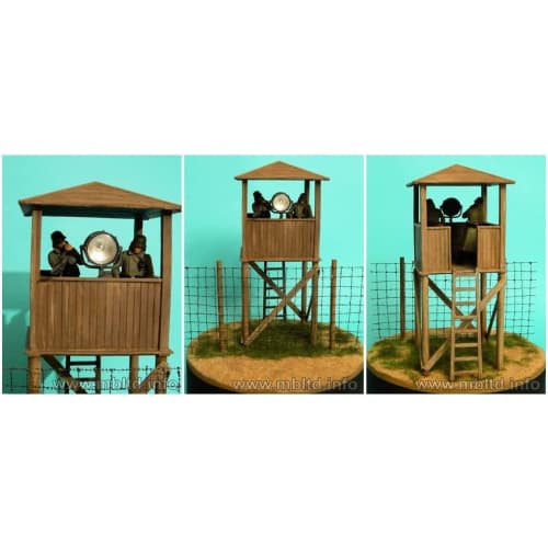 Master Box 1/35 Scale German Searchlight Watchtower and Guard (Set of 4) Plastic Model Kit MB35046