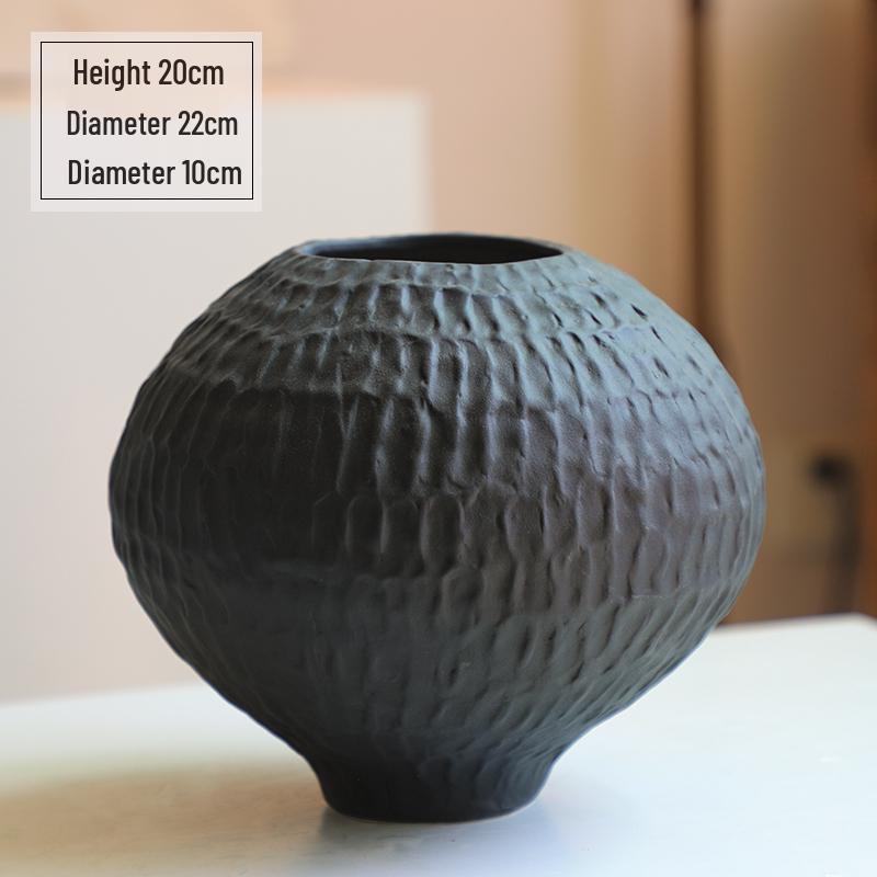 Wabi-Sabi Black Pottery Jar: Zen-style Retro Ceramic Vase for Tea Rooms and Hotels