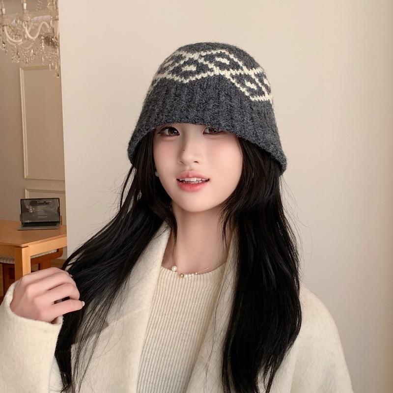Plaid Fair Island Knitted Fisherman Hat Children's Winter Retro Face Small Thermal Basin Hat Fashion Versatile Wool Hat